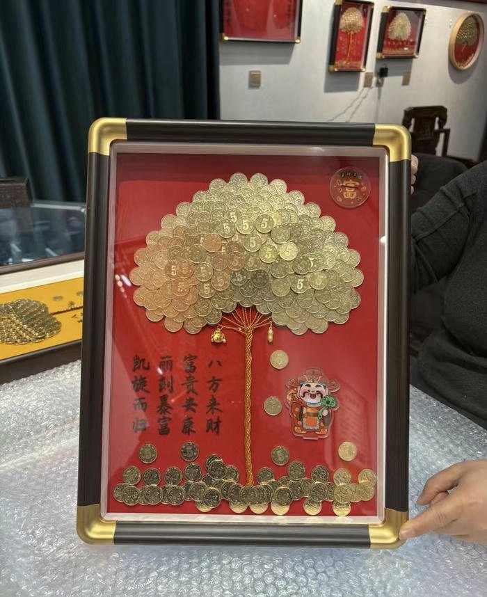 Ảnh đồng tiền vàng may mắn