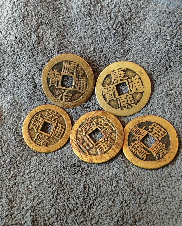 Ảnh đồng xu vàng sáng