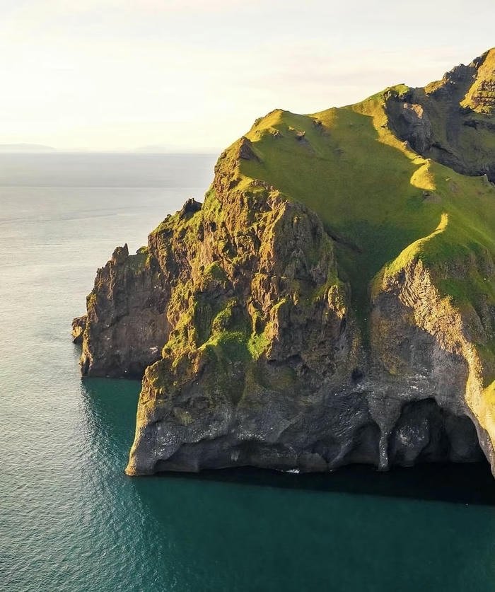 Ảnh phong thủy mệnh Thổ – vững chãi Ảnh phong thủy mệnh Thổ – vững chãi