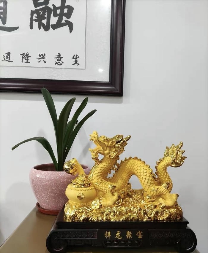 Ảnh rồng vàng rực Ảnh rồng vàng rực