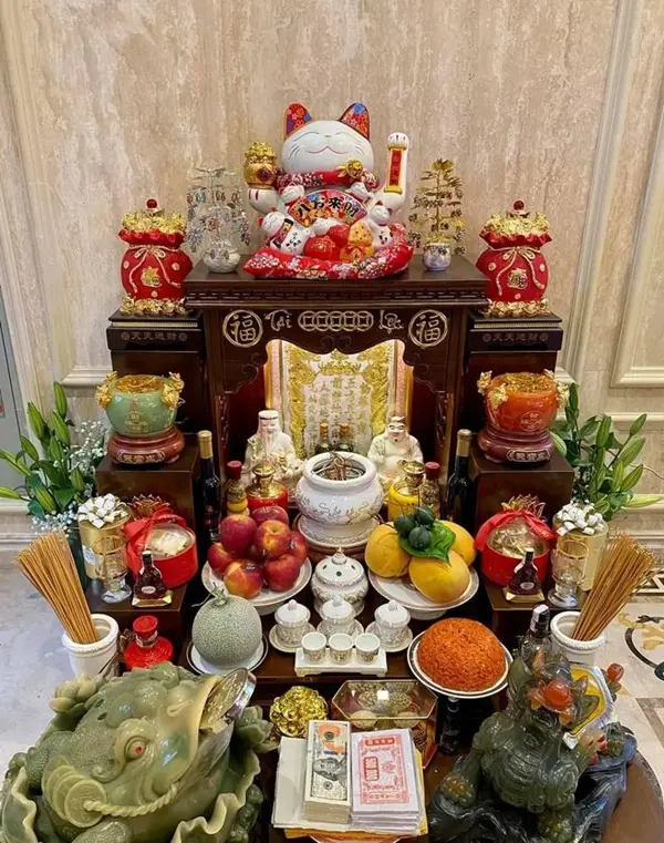 Hình bàn thờ phong thủy phong cách tinh giản