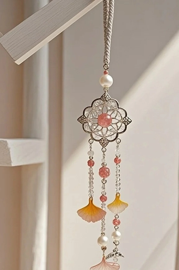 Hình chuông gió phong thủy màu sắc hài hòa