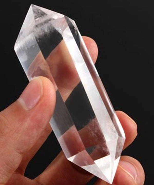 Hình đá thạch anh phong thủy tông màu trong trẻo