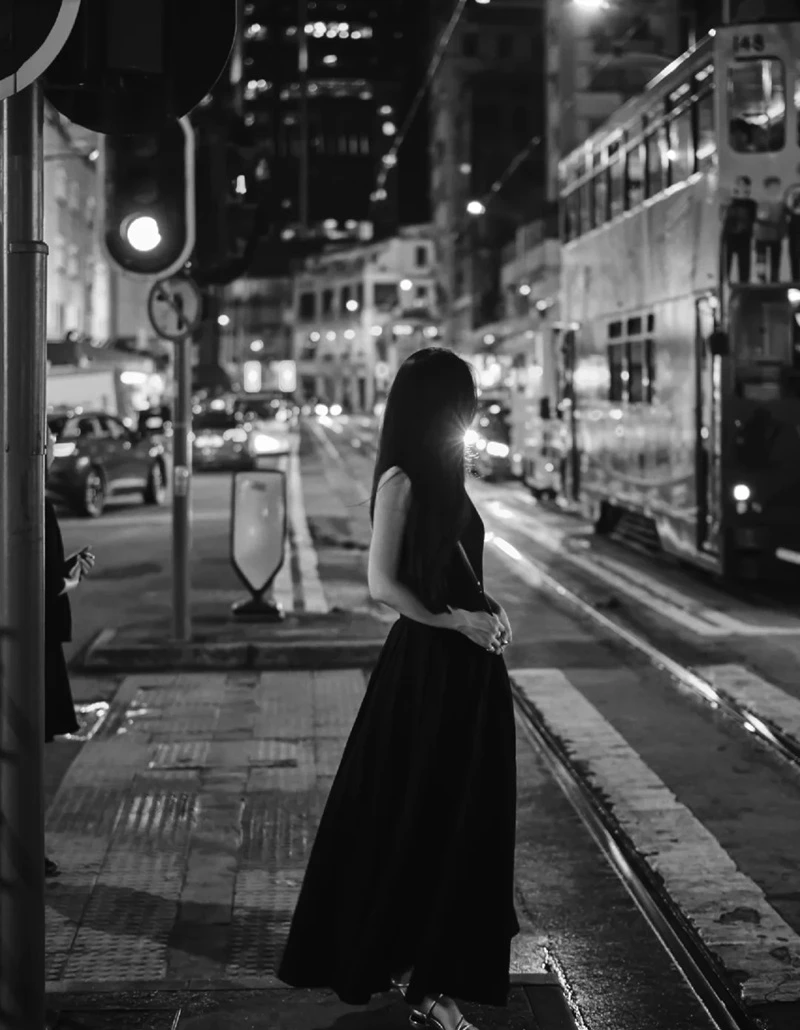 Hình nền đen trắng đẹp kiểu tối giản sang trọng