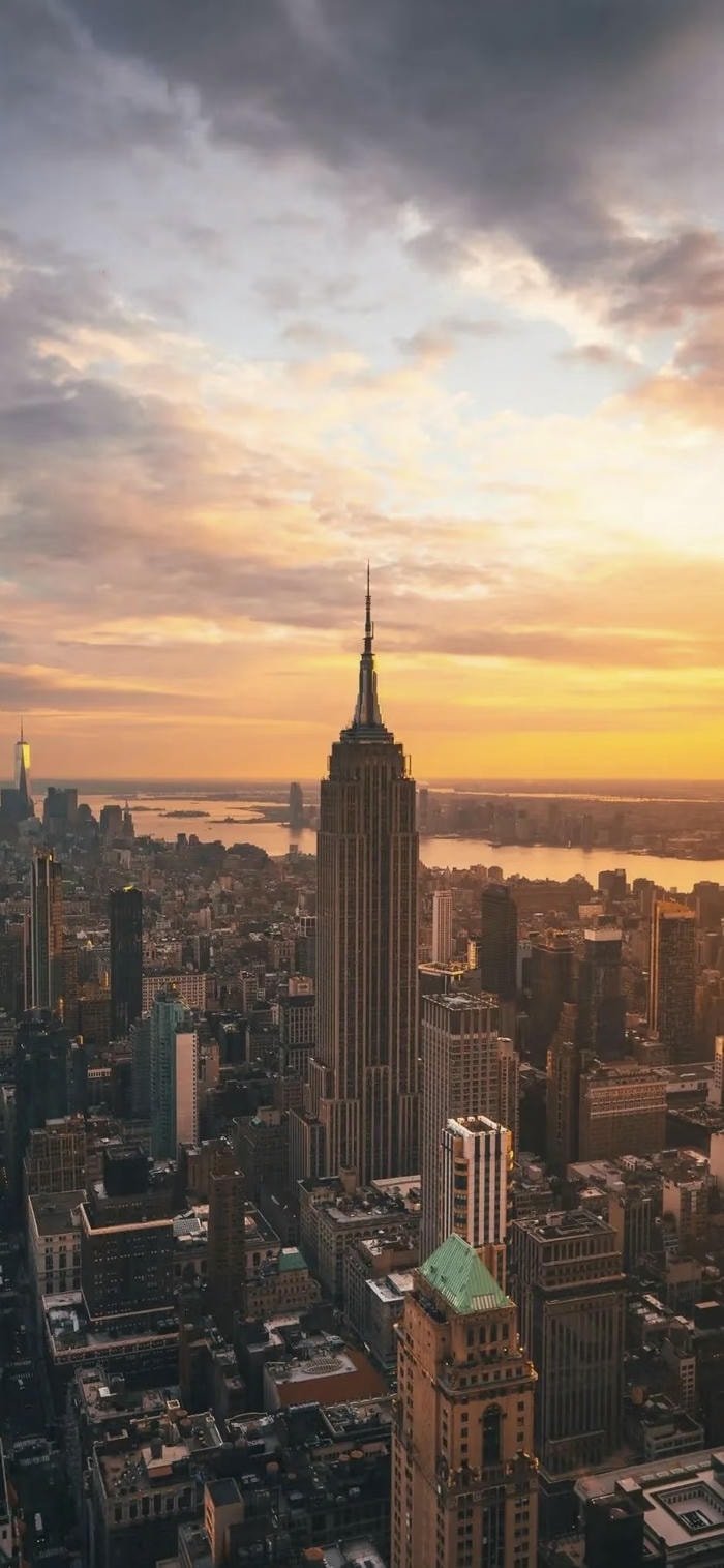 Hình nền thành phố ánh vàng