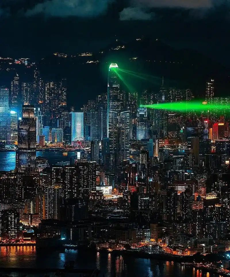 Hình nền thành phố đêm lung linh huyền bí