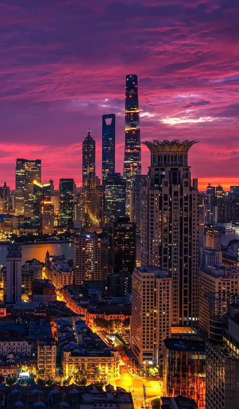 Hình nền thành phố đêm mang cảm giác tự do