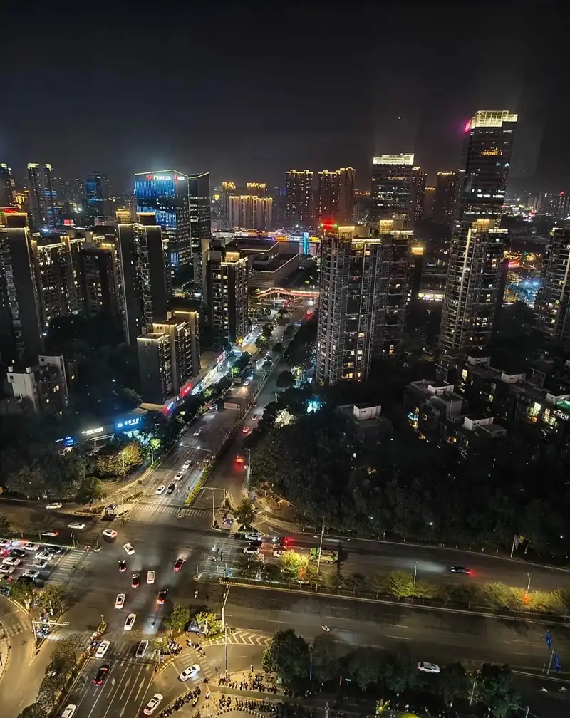 Hình nền thành phố đêm tòa cao ốc