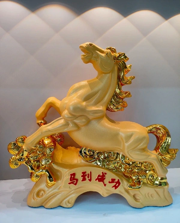 Hình ngựa phong thủy biểu tượng tiến lên