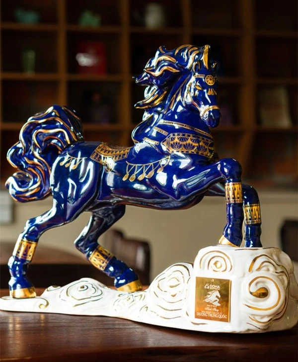 Hình ngựa phong thủy sắc thái uy nghi