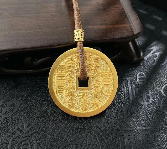 Hình phong thủy đồng tiền cổ