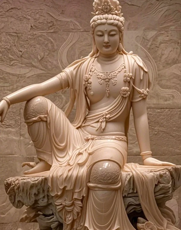 Hình tượng Phật an lành họa tiết sắc nét