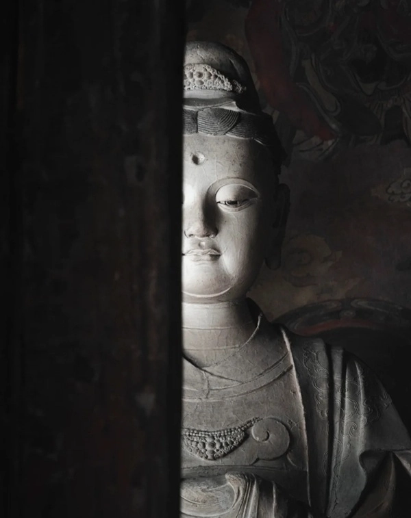 Hình tượng Phật an lành không gian linh thiêng