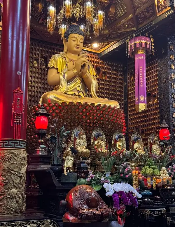 Hình tượng Phật an lành phong cách thiền