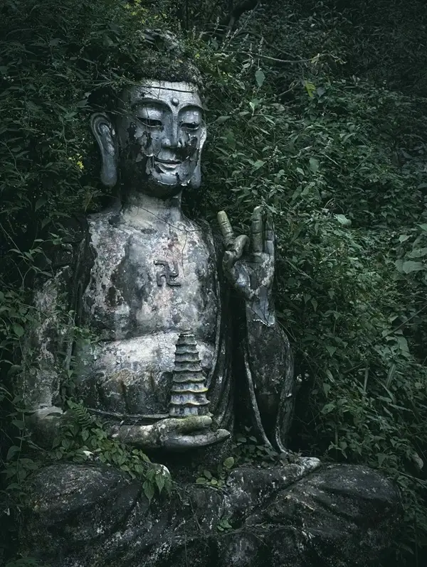 Hình tượng Phật an lành phù hợp không gian thờ