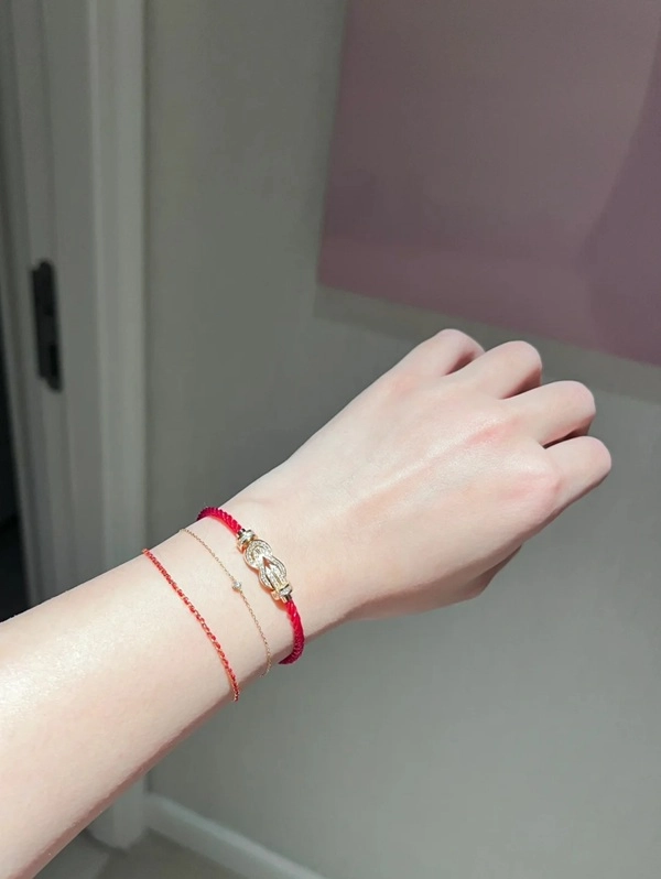 Hình vòng tay phong thủy biểu tượng tài lộc