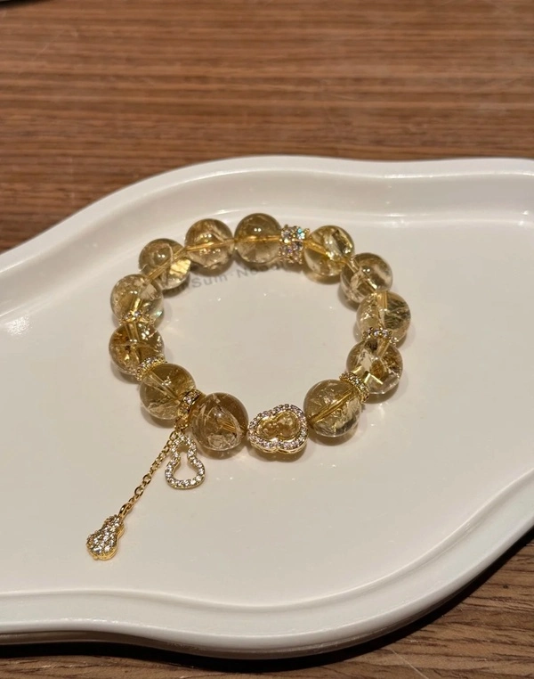 Hình vòng tay phong thủy dễ phối đồ