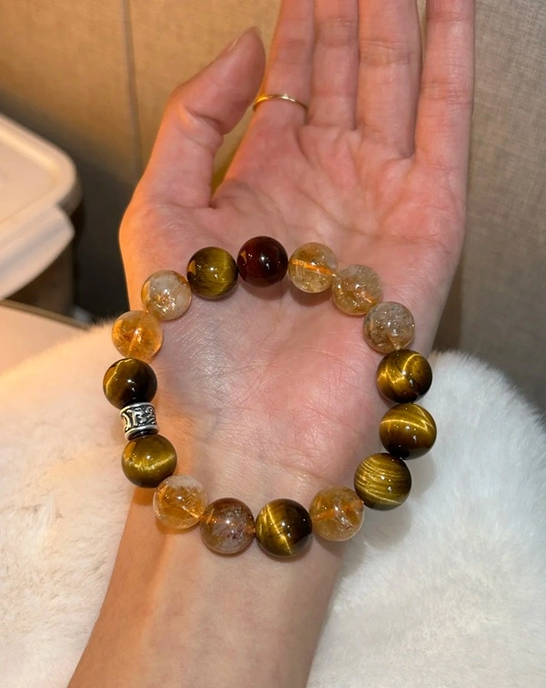 Hình vòng tay phong thủy năng lượng tốt lành