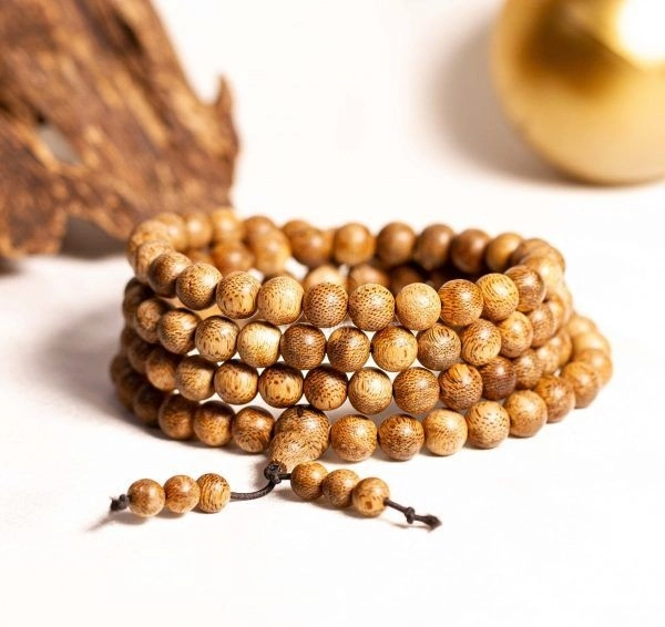 Hình vòng trầm phong thủy giúp thu hút bình an