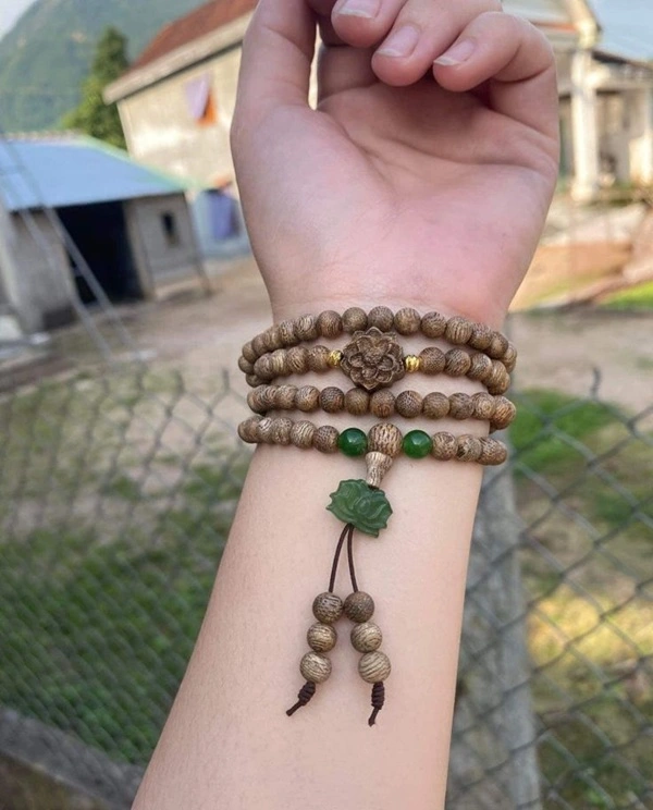 Hình vòng trầm phong thủy mang nét sang trọng