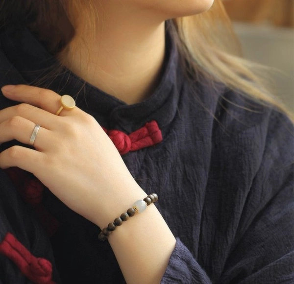 Hình vòng trầm phong thủy thiết kế đơn giản