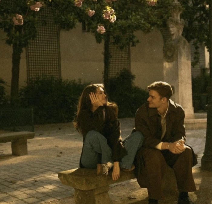 avatar đôi ôm nhau ấm áp avatar đôi ôm nhau ấm áp