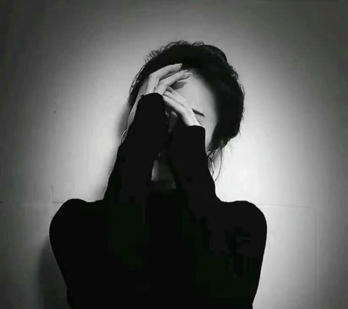 avatar trắng đen avatar trắng đen