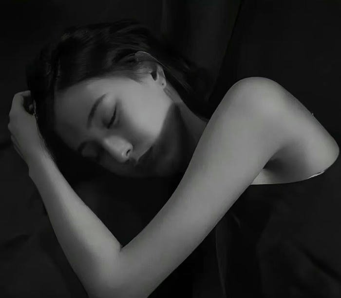 cảm giác lặng trầm