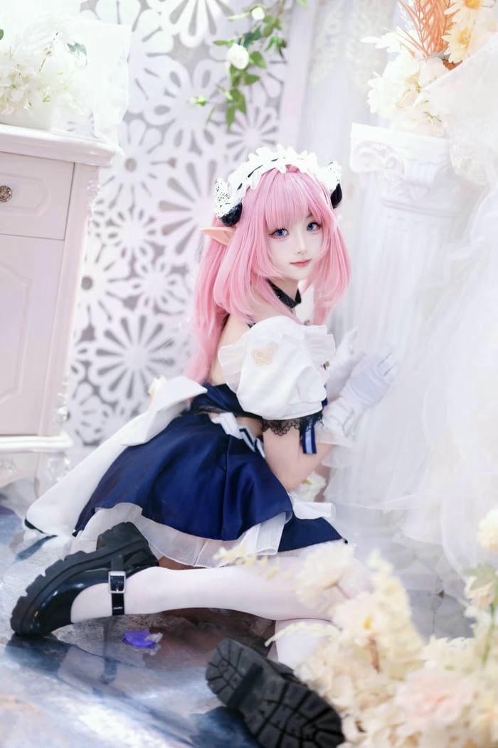 cosplay anime với mái tóc màu rực rỡ