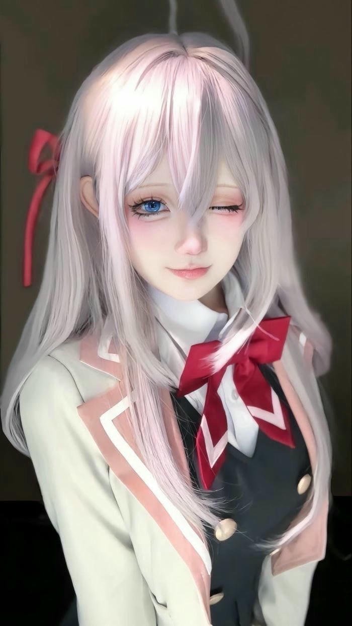 gái xinh cosplay nhân vật anime