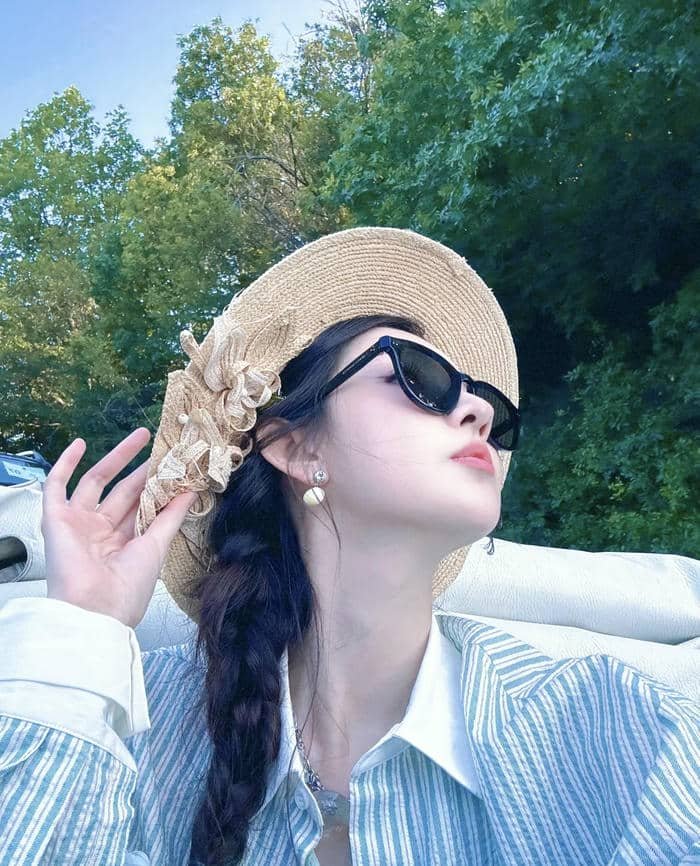 góc nghiêng đẹp avatar nữ