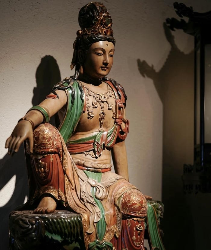 hình Phật phong thủy tượng trưng cho sự giác ngộ và trí sáng