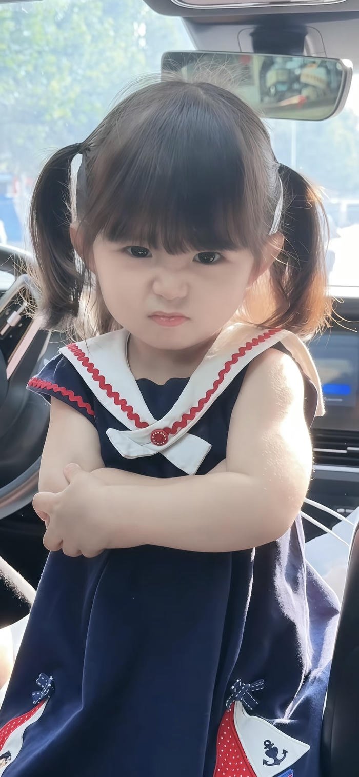 hình nền bé gái dễ thương