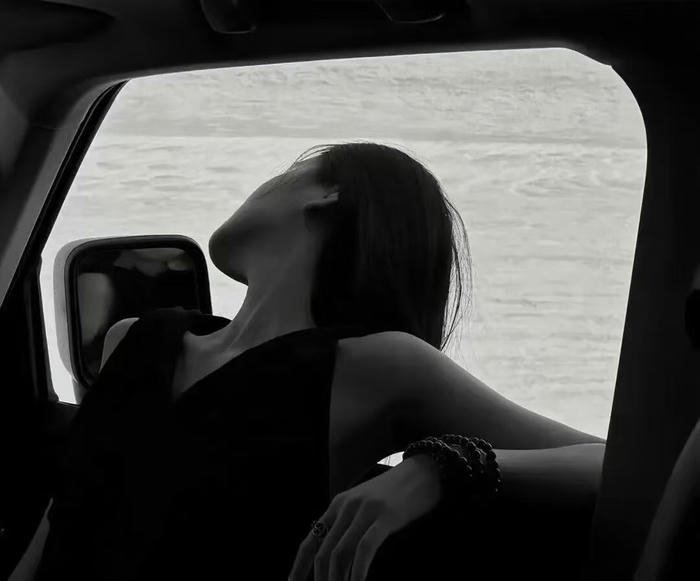 set màu dark nhẹ