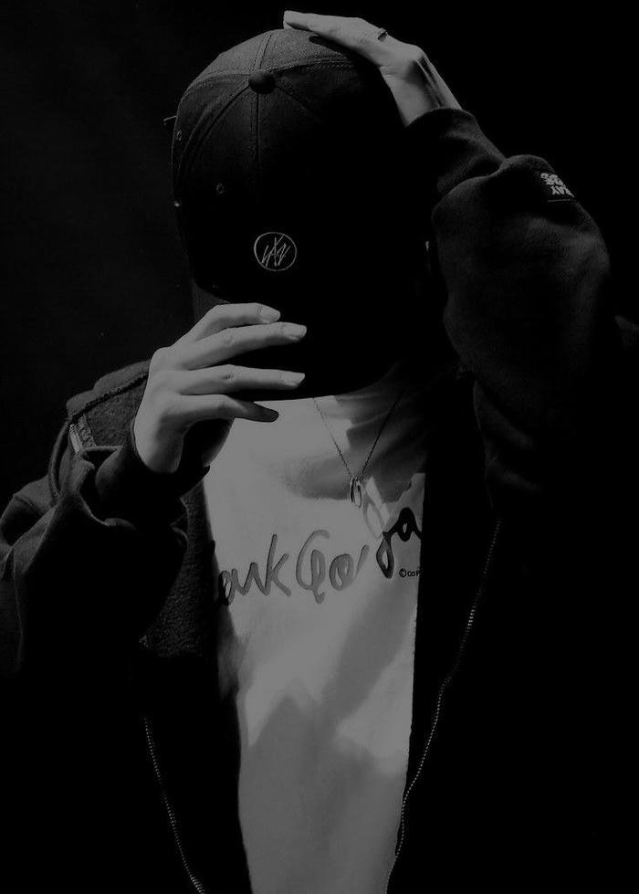 Ảnh avatar black mode cá tính