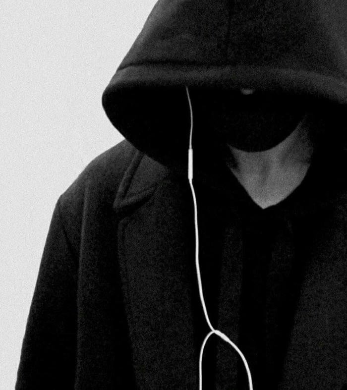 Ảnh avatar black mode đơn giản