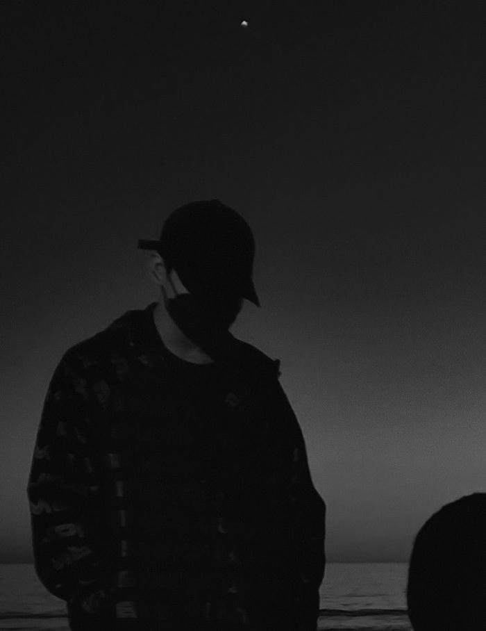 Ảnh avatar black mode ngầu lạnh