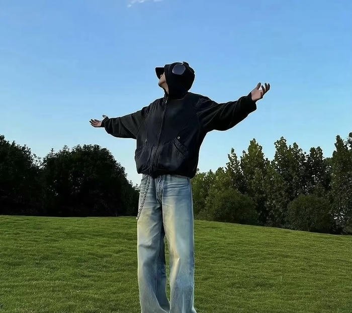 Ảnh avatar phong cách hiện đại thời thượng