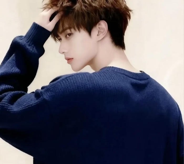 Avatar phong cách hiện đại siêu đẹp