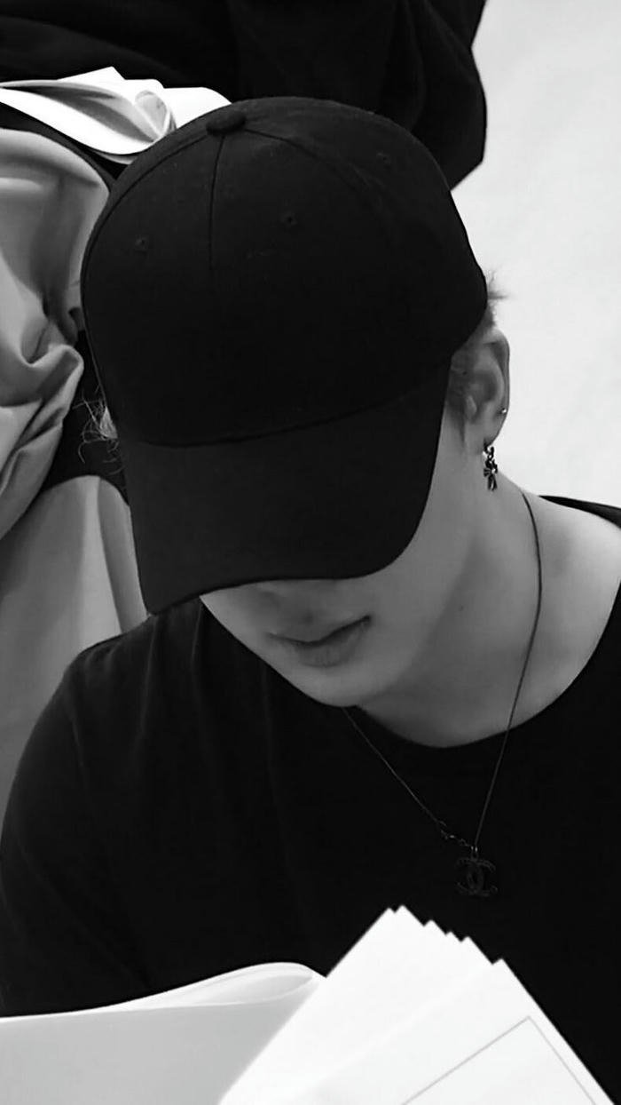 Hình Avatar black mode siêu đẹp