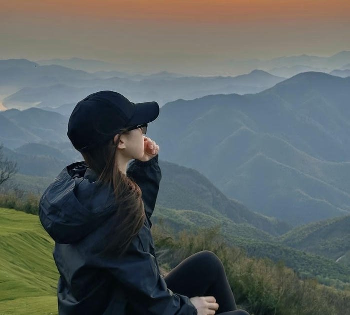 Hình avatar độc đáo thần thái sắc nét trẻ