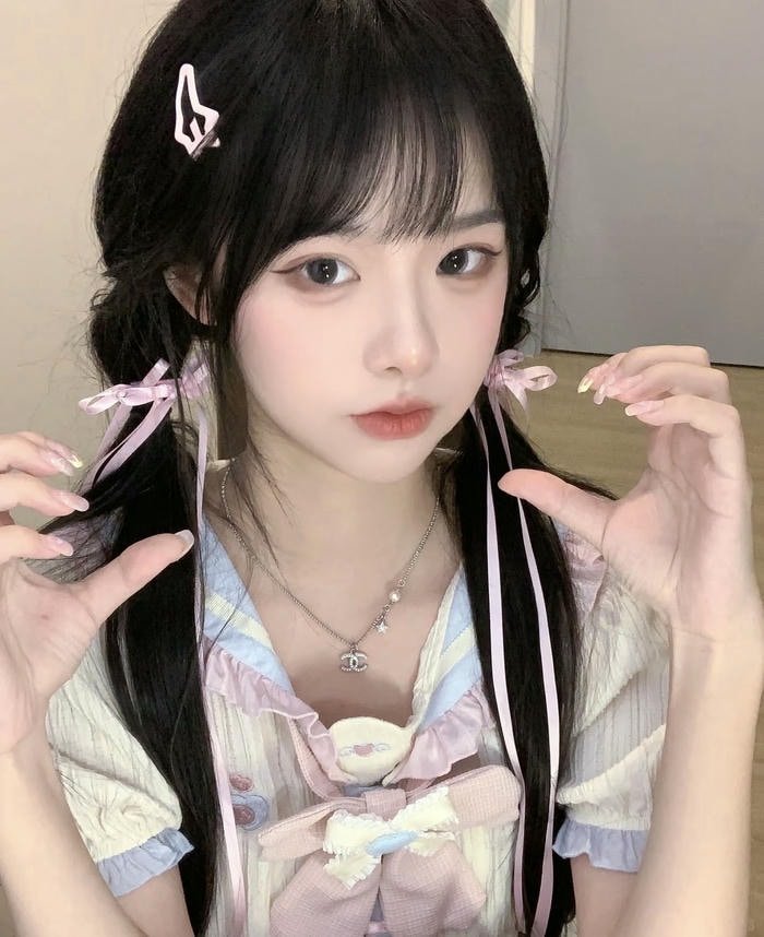 Hình avatar girl xinh nhẹ nhàng tinh tế