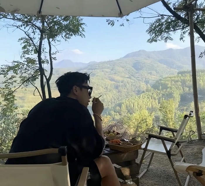 Hình avatar phong cách hiện đại độc đáo