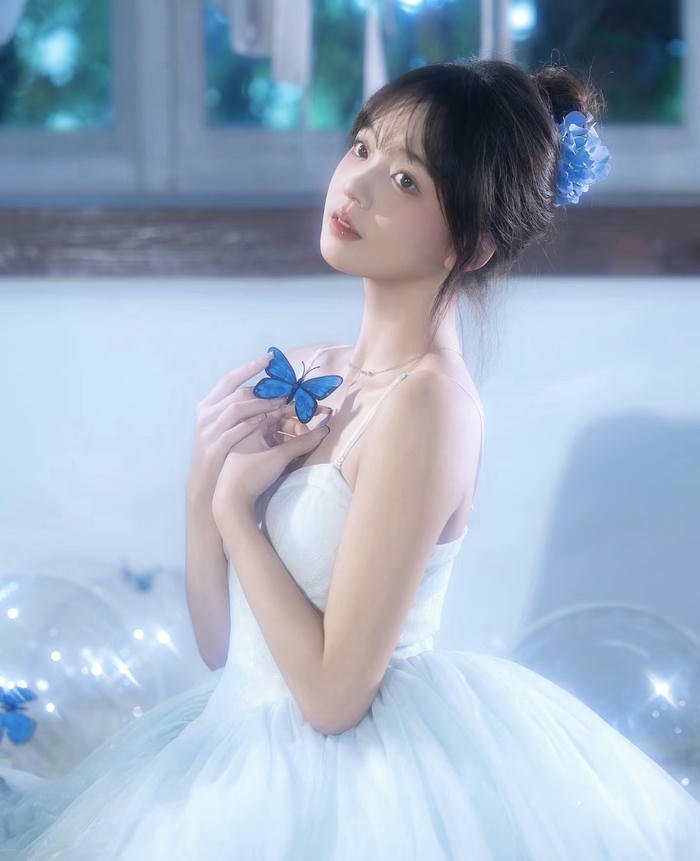 Hình đại diện girl xinh nhẹ nhàng tông sáng dịu