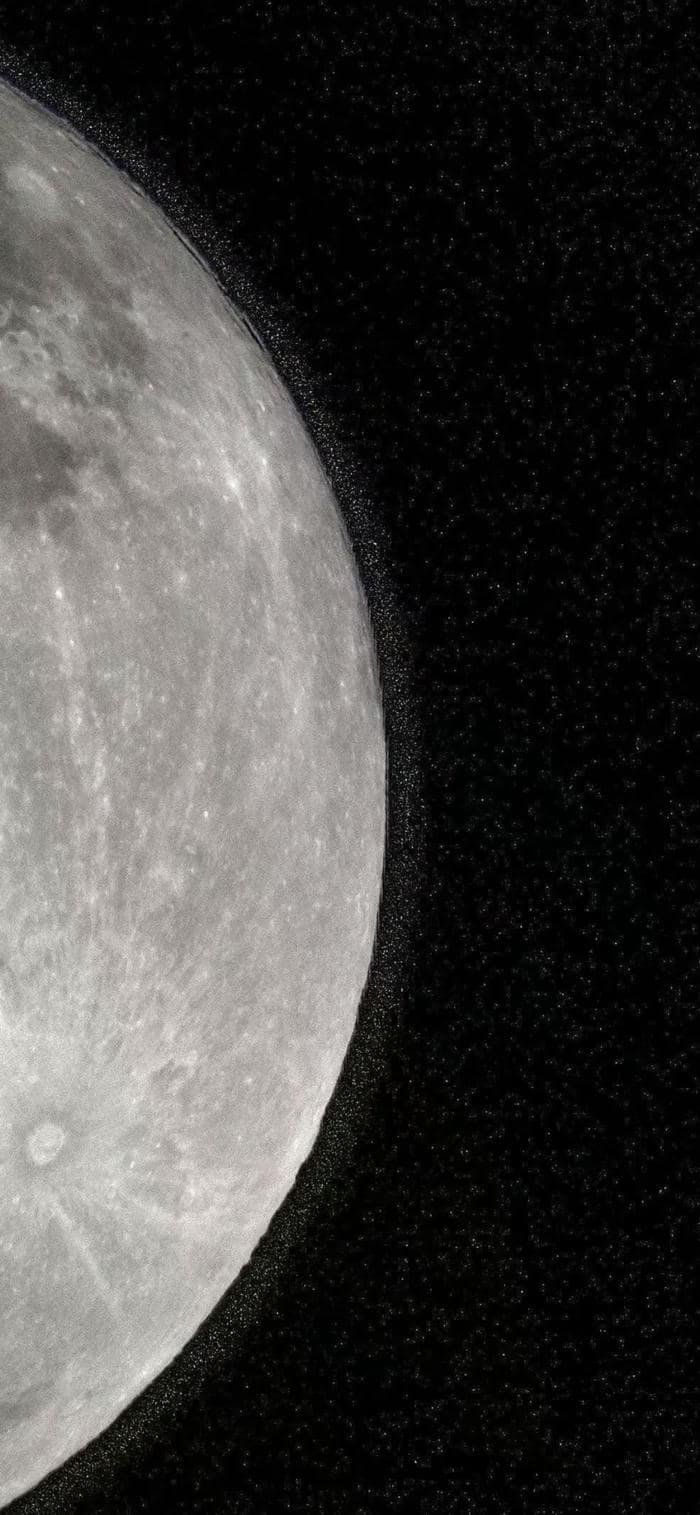 Hình nền tối sang trọng nửa mặt trăng