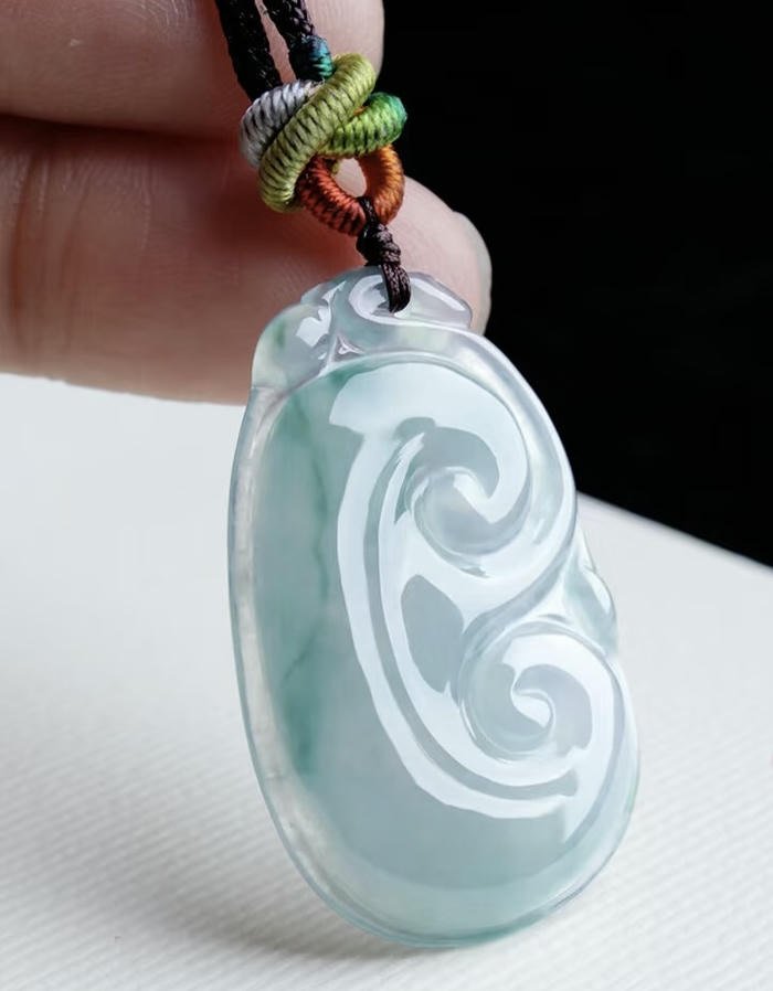 ảnh đá lục bảo hỗ trợ tài vận