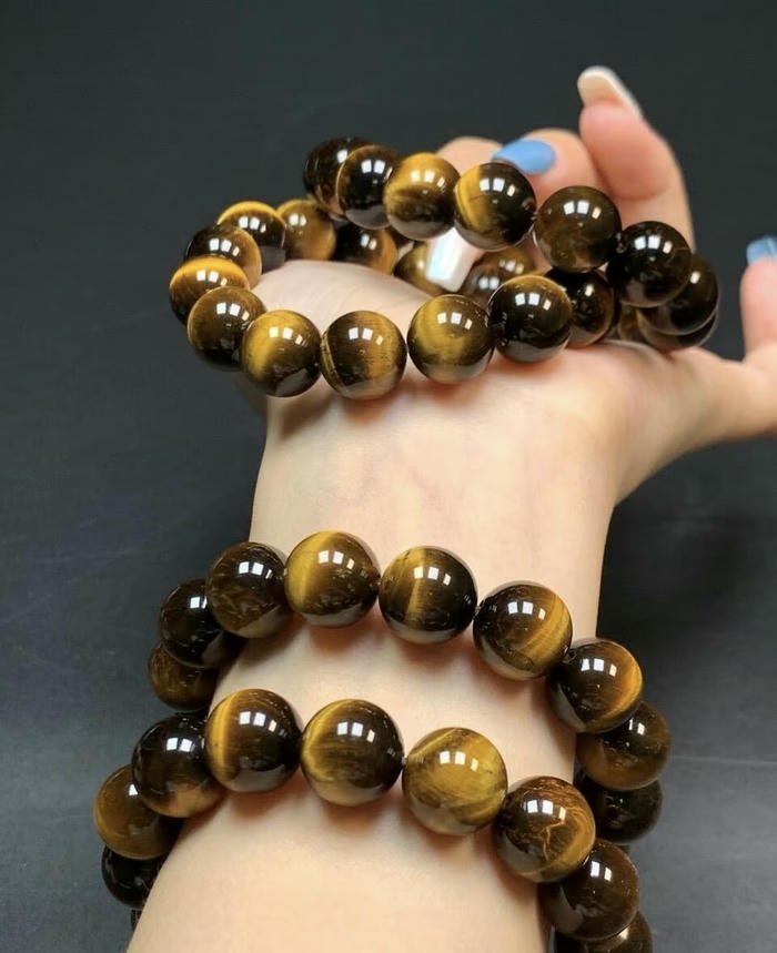 ảnh phong thuỷ đá mắt hổ siêu đẹp