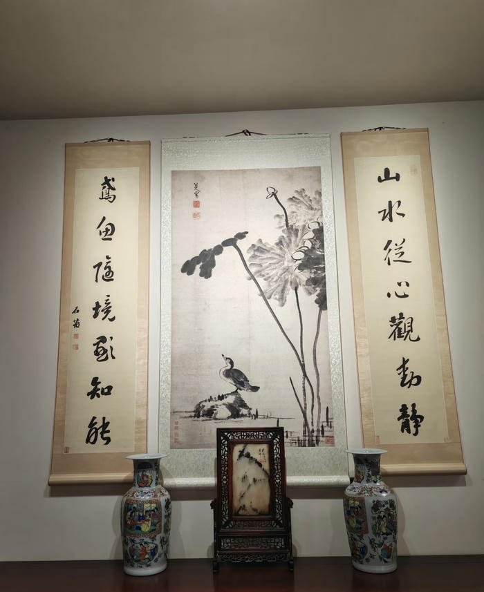 ảnh phong thuỷ lọ lộc bình quý phái