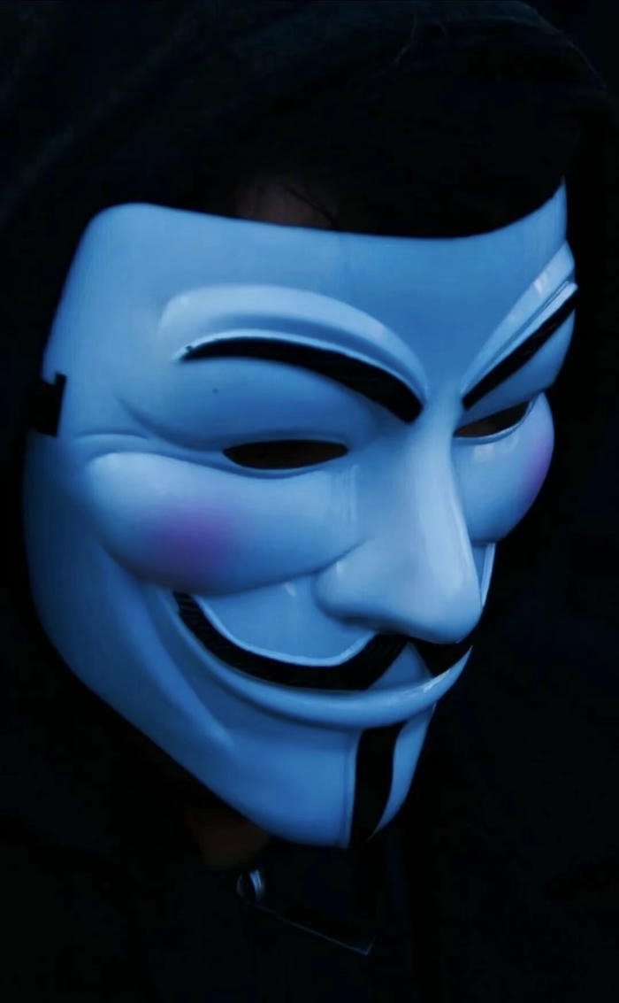 bóng dáng hacker mặt nạ