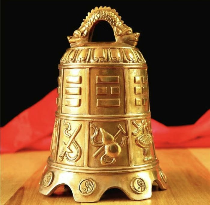 hình chuông đồng cổ phong thuỷ tài lộc